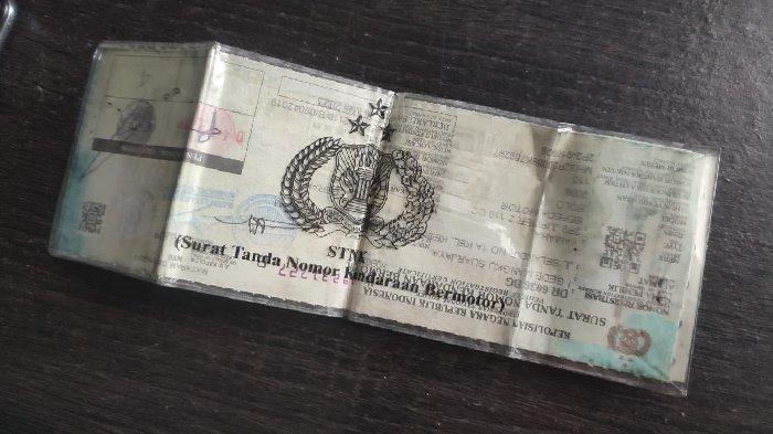 Ilustrasi: surat tanda kendaraan (STNK)