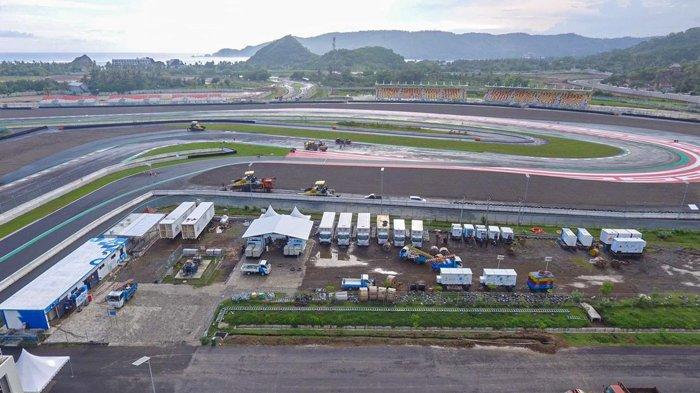 Sirkuit Mandalika di Kabupaten Lombok Tengah, Nusa Tenggara Barat yang akan menjadi venue gelaran MotoGP 2023 di Indonesia. Infrastruktur kelistrikan, peralatan pendukung dan personel PLN di lokasi ini telah siap 100 persen untuk mendukung balapan itu.