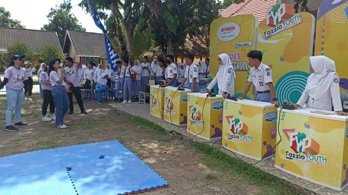 Keseruan Yamaha Fazzio Youth Project, di SMAN 1 Jonggat Lombok Tengah, Selasa (21/11/2023).