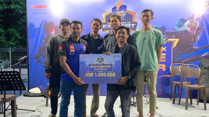 Juara 3 YGEC 2023 dari Team UC Cococs yakni Immanuel Nissi, Nathan Gunawan, Tao Zen, Theo Filus, dan Marvel Hans.