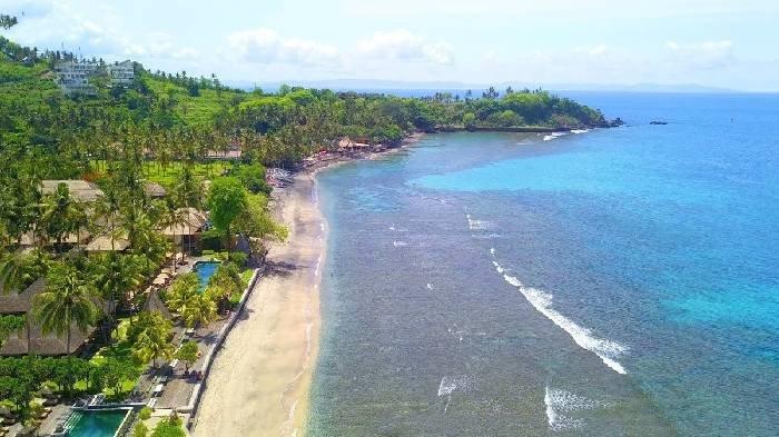 Pesona Pantai Mangsit di Senggigi, Lombok Barat, Nusa Tenggara Barat (NTB) untuk healing akhir pekan.