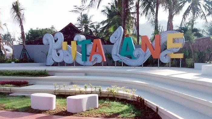 Pemandangan objek wisata Kuta Lane, salah satu spot wisata baru di kawasan Mandalika, Sabtu (1/7/2023).
