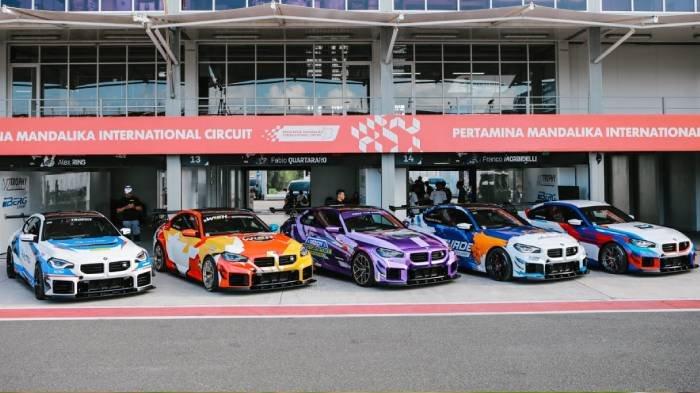 Mobil-mobil sport super keren yang ikut dalam Mandiri Mandalika Festival of Speed (MFoS) putaran pertama, di Sirkuit Internasional Pertamina Mandalika, 31 Agustus–1 September 2024.