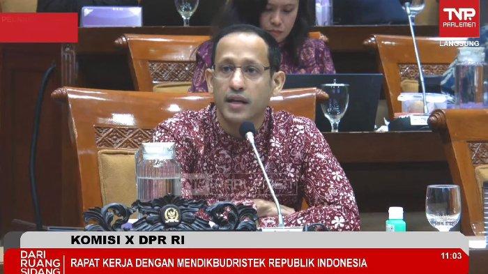 Mendikbudristek Nadiem Anwar Makarim dalam Rapat Kerja dengan Komisi X DPR RI di Gedung Nusantara, Jakarta, Rabu (11/9/2024).