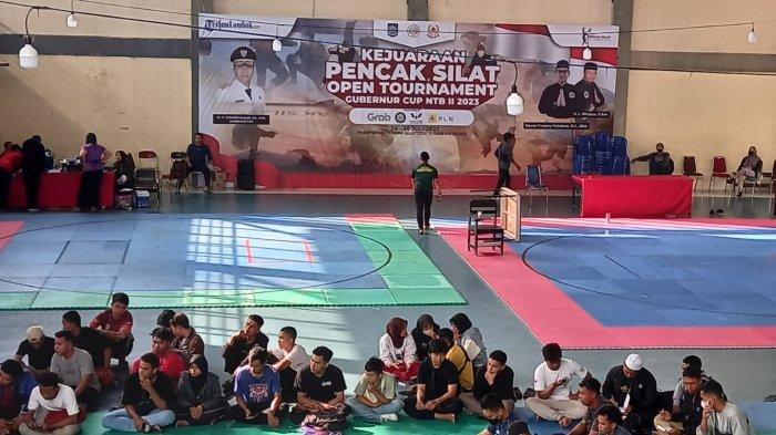 Tim pelatih dan ofisial mengikuti  technical meeting kejuaraan pencak silat Gubernur NTB Cup II  di padepokan GOR 17 Desember Mataram, Minggu (23/7/2023).