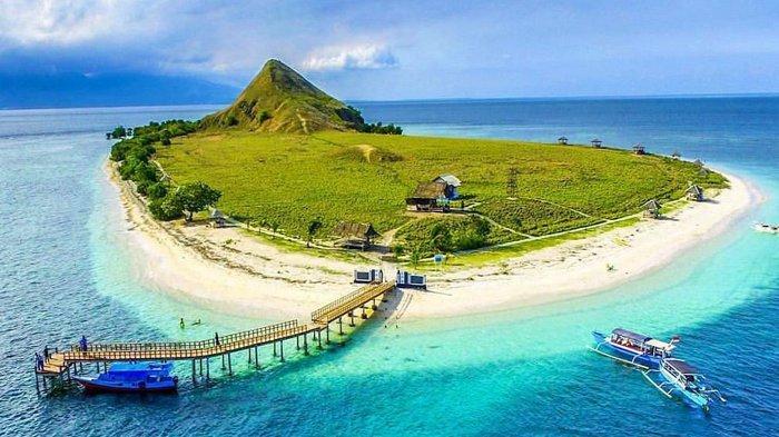 Potret keindahan Pulau Kenawa. 