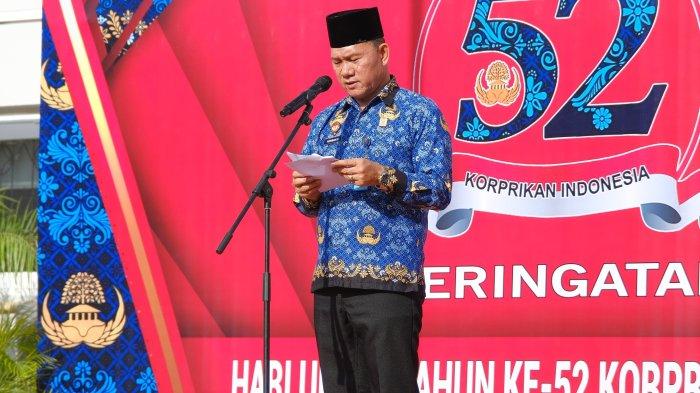 Kepala Divisi Pemasyarakatan Kanwil Kemnkumham NTB, Herman Sawiran dalam upacara peringatan HUT ke-52 Korpri di Lapangan Kanwil Kemenkumham NTB, Rabu (29/11/2023).