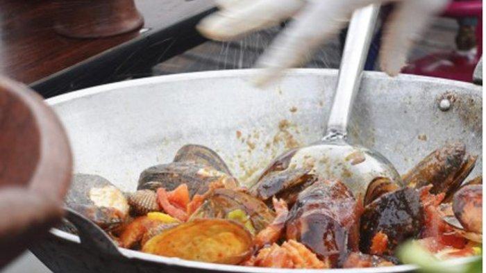 Tom Yum Seafood