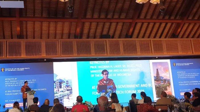Menteri Hukum dan Hak Asasi Manusia Yasonna H Laoly bicara dalam dalam  kegiatan Government and Business Forum di Hyatt Regency Sanur, Bali, Kamis 10 Agustus 2023.