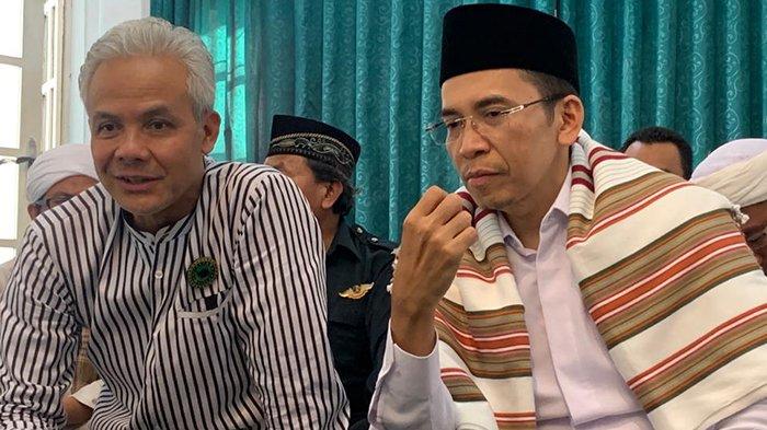 Ganjar Pranowo dan TGB usai ziarah makam Pahlawan Nasional TGKH Muhammad Zainuddin Abdul Madjid di Pancor, Lombok Timur, Minggu (18/6/2023).