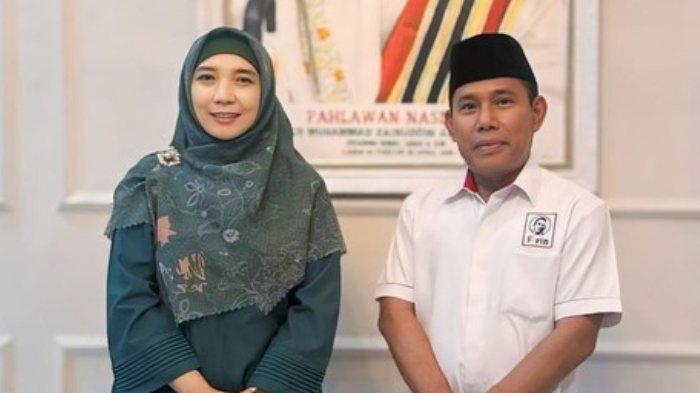Sitti Rohmi Djalillah-HW Musyafirin atau Rohmi-Firin.