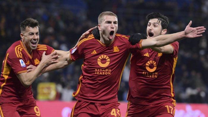 AS Roma sukses meraih kemenangan berharga melawan Sassuolo dengan skor 1-2, Senin (4/12/2023)