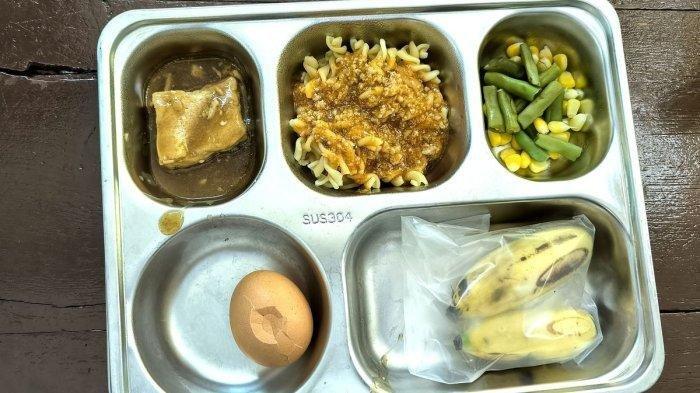Puluhan Ompreng MBG di Lombok Barat Dibiarkan Tidak Dimakan Siswa