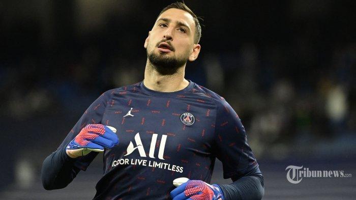 Pemain PSG, Gianluigi Donnarumma yang membuka sinyal untuk pindah ke Juventus