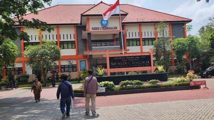 Murid SMK kesurupan massal, teriak hingga pingsan.
