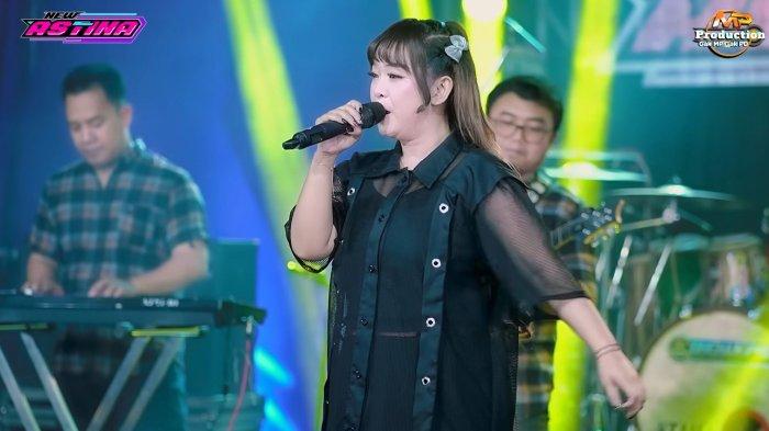 Lirik Lagu Ngamen 10 - Eny Sagita, Trending Dinyanyikan Rindi Safira ...