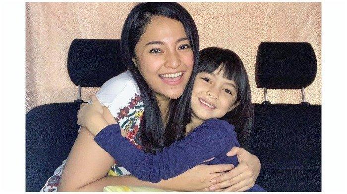Marshanda dan putrinya, Sienna Ameera Kasyafani.