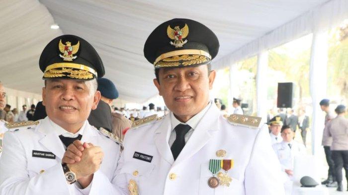 PELANTIKAN KEPALA DAERAH - Agustiar Sabran dan Edy Pratowo usai pelantikan kepala daerah di Istana Negara, Kamis (20/2/2025). Mereka resmi dilantik sebagai Gubernur dan Wakil Gubernur Kalimantan Tengah (Kalteng).