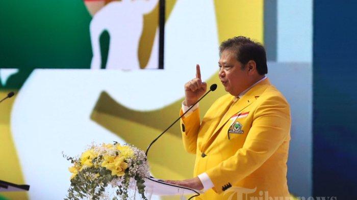 Ketua Umum Partai Golongan Karya (Golkar), Airlangga Hartarto memberikan kata sambutan pada acara puncak perayaan HUT ke-58 Partai Golkar di JIExpo, Kemayoran, Jakarta Pusat, Jumat (21/10/2022).