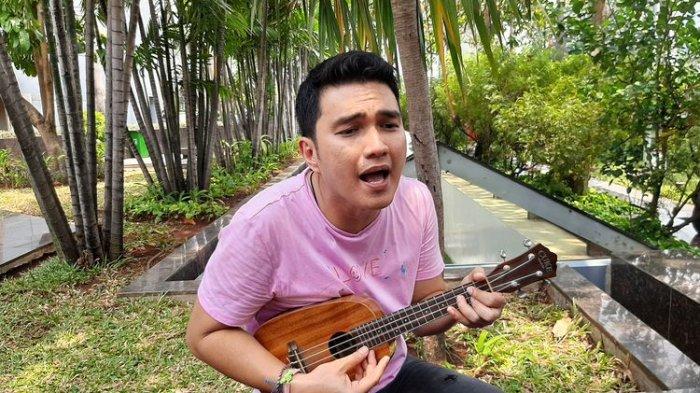 Artis Aldi Taher di Jalan Kapten Tendean, Jakarta Selatan, Rabu (20/9/2023).