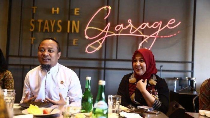 Andi Sudirman Sulaiman dan Fatmawati Rusdi saat bertemu beberapa waktu lalu. Keduanya ramai dipasangkan di Pilgub Sulsel 2024.