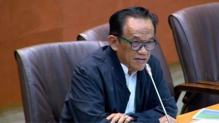 Anggota DPR RI La Tinro La Tunrung