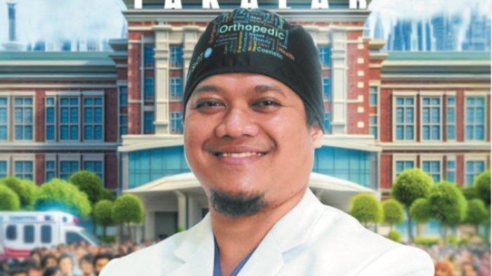 Dokter spesialis oprthopaedi dan traumatolog sekaligus content creator, dr Helmiyadi Kuswardhana SpOT meninggal dunia pada usia 41 tahun, Rabu (10/7/2024).