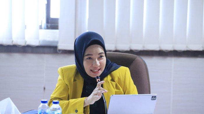 BONUS ATLET - Anggota DPRD Sulsel Andi Nirawati dalam rapat dengar pendapat di Gedung DPRD Sulsel, Jl Urip Sumoharjo Makassar, Senin (23/6/2025) siang.