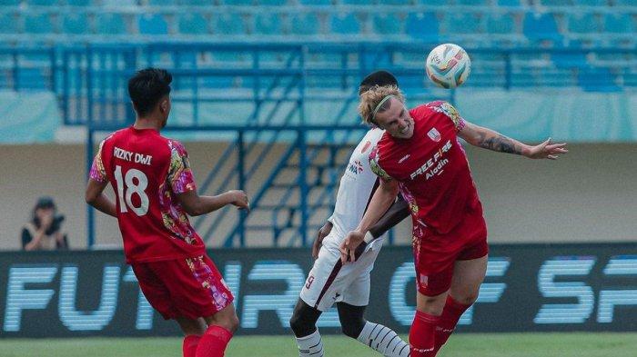 Cuplikan laga antara Persis Solo melawan PSM Makassar di pertandingan kedua Grup A Piala Presiden 2024, Senin 22 Juli 2024. PSM Makassar akan menghadapi Persis Solo dalam lanjutan pekan perdana Liga 1 2024/2025. 