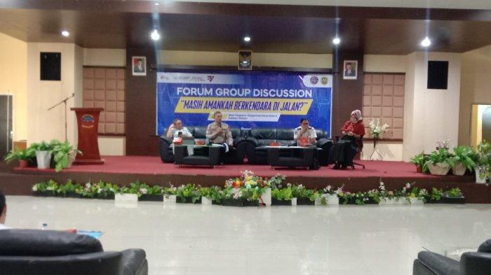 Dengan judul yang menggugah pemikiran, 