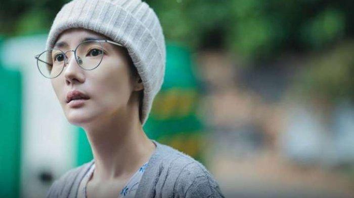 Drakor Marry My Husband dibintangi Park Min Young yang dikisahkan menderita kanker.