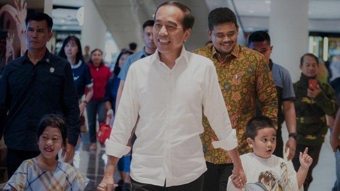 Jokowi saat bermain bersama mantunya Bobby Nasution dan dua cucunya di salah satu pusat perbelanjaan Sun Plaza Medan, Kamis (28/11/2024).