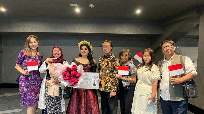 Voice of Turan 2025 - Perwakilan Indonesia, Annisa Anastasia Ayu, berhasil meraih peringkat ketiga dalam kompetisi menyanyi internasional bergengsi Voice of Turan 2025 yang diselenggarakan di Turkestan, Kazakhstan, pada tanggal 20-21 Juni 2025.