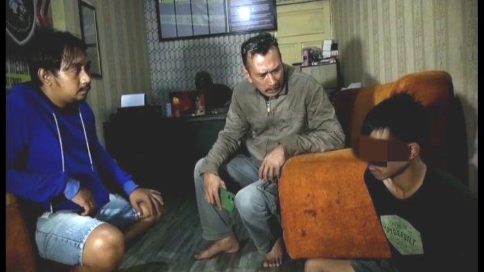 Polres Gowa
Kanit Jatanras Satreskrim Polres Gowa saat mengintrogasi pelaku kekerasan terhadap anak di bawah umur.