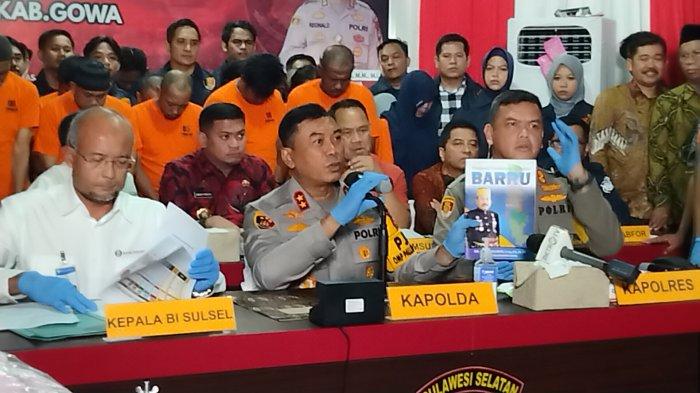 Kapolda Sulsel Irjen Pol Yudhiawan Wibisono saat konferensi pers di Mapolres Gowa, Kamis (19/12/2024) siang. Tersangka uang palsu di UIN Alauddin, Andi Ibrahim, ternyata pernah berniat maju Pilkada Barru dengan menggunakan uang palsu. 