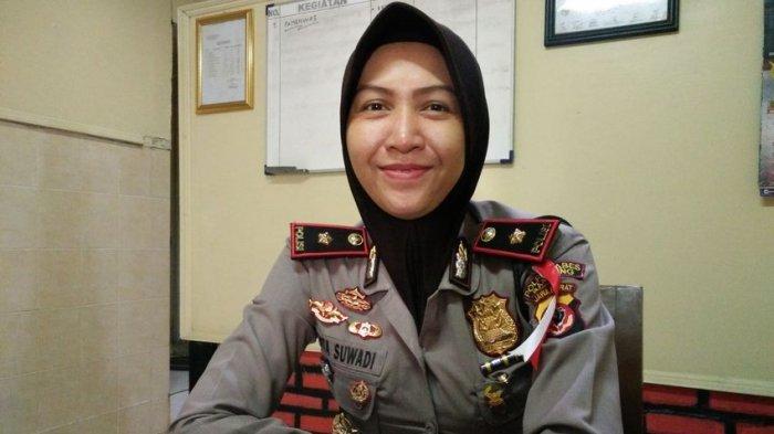 Kapolres Sukabumi Kota AKBP Rita Suwadi. AKBP Rita Suwadi menjabat Kapolres Usia 40 tahun.