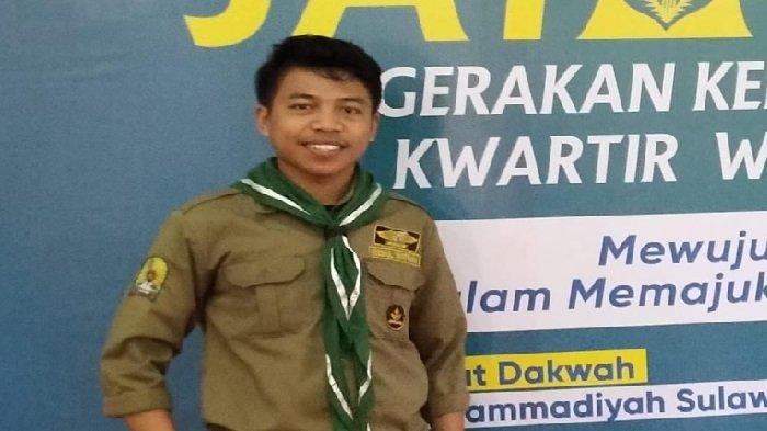 Eks Kepala Tata Usaha (KTU) Fakultas Tarbiyah dan Ilmu Keguruan (FTIK) Universitas Islam Ahmad Dahlan (UIAD) Sinjai, Abdul latif.