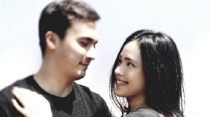 Lady Nayoan gugat cerai Rendy Kjaernett usai skandal perselingkuhan suaminya dengan Syahnaz Sadiqah terbongkar.