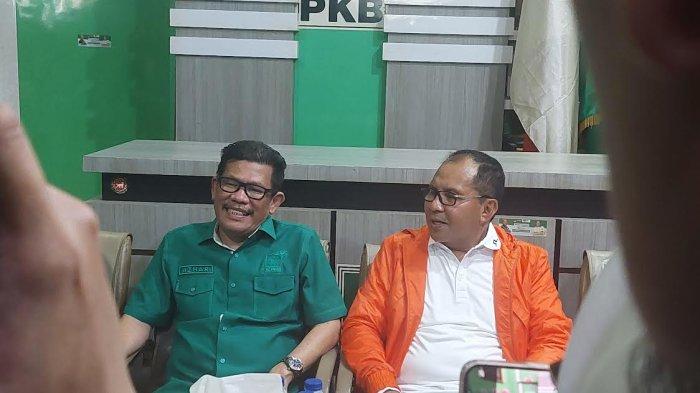 Momen Danny Pomanto berdampingan Azhar Arsyad saat pengambilan formulir pendaftaran bakal calon Gubernur Sulsel di kantor DPW PKB, Jl Toddopuli Raya Timur, Makassar, Kamis (23/5/2024) lalu.