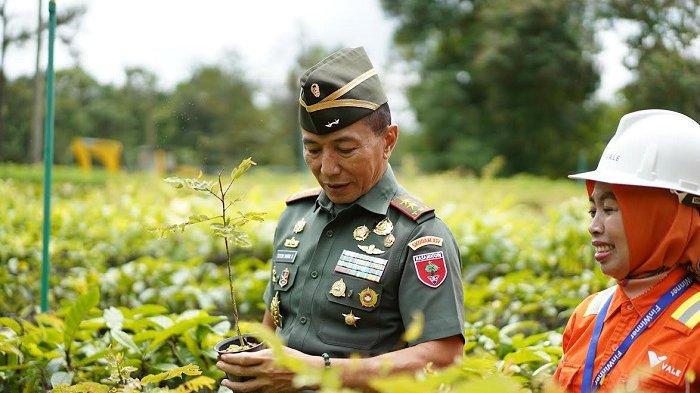 Pangdam XIV/Hasanuddin Mayjen TNI, Totok Imam Santoso mengunjungi PT Vale Indonesia Tbk (PT Vale) di Blok Sorowako selama dua hari yaitu Selasa dan Rabu atau tanggal 1 sampai 2 Agustus 2023.
