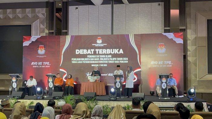 PILKADA PALOPO - Suasana debat kandidat PSU Pilkada Palopo di Hotel Claro Makassar, Sabtu (17/5/2025). Paslon 3 dan 4 kompak akan libatkan akademisi untuk pembuatan peraturan daerah agar terimplementasikan dengan baik.