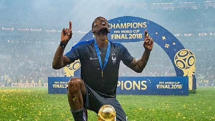 Paul Pogba saat memenangkan Piala Dunia 2018 bersama Timnas Prancis. Eks Manchester United itu terancam absen di Piala Dunia 2022 usai mengalami cedera saat gabung Juventus.