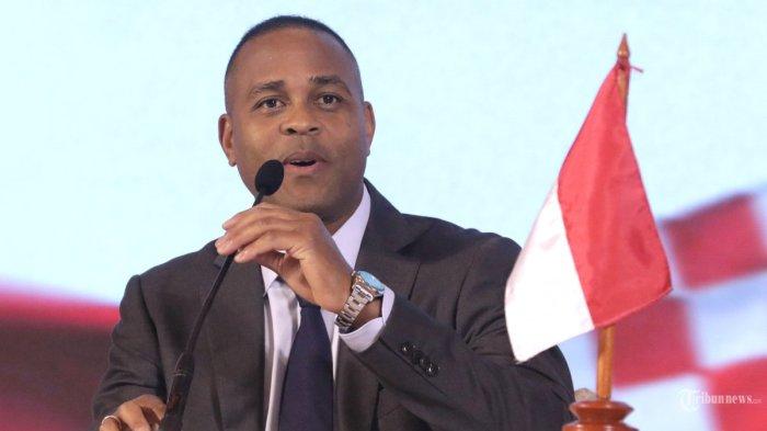 TIMNAS INDONESIA - Pelatih Kepala Timnas Indonesia Patrick Kluivert memberikan keterangan saat konferensi press di Jakarta, Minggu, (12/1/2025). Patrick Kluivert masih akan mencoret empat pemain Timnas Indonesia sebelum melawan Australia.