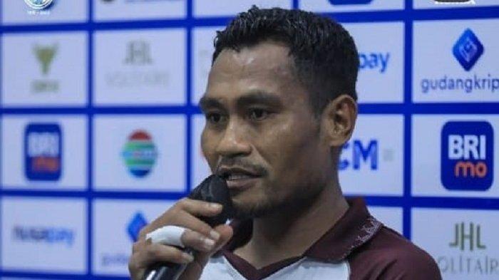 Pemain PSM Makassar Safruddin Tahar saat konferensi pers usai laga kontra Dewa United pada pekan 19 Liga 1 2023/2024, Minggu (12/11/2023).