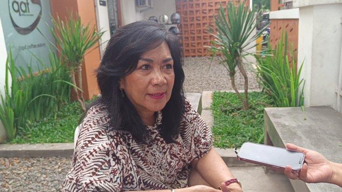 Plh Kepala Dinas Pendidikan Kota Makassar, Nielma Palamba.  Dinas Pendidikan Kota Makassar mengimbau sekolah untuk beralih ke pembelajaran daring saat cuaca ekstrem seperti banjir