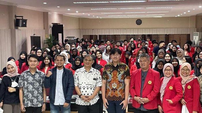 Prodi Psikologi Universitas Hasanuddin (Unhas)menggelar seminar bertajuk Mental Health 2024 di Aula Prof Hardjono, Sekolah Pascasarjana Unhas pada Sabtu (22/6/2024). Temanya 