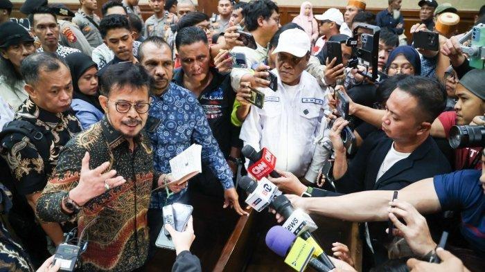 Sidang vonis Mantan Menteri Pertanian (Mentan), Syahrul Yasin Limpo (SYL) berakhir dengan kericuhan, Kamis (11/7/2024). 