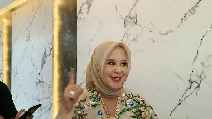 Caleg DPR RI Dapil Sulsel I Fatmawati Rusdi.