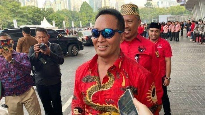 Mantan Panglima TNI Jenderal (Purn) Andika Perkasa di Stadion Utama Gelora Bung Karno (GBK), Jakarta, Senayan, Sabtu (24/6/2023). Andika hadir dalam perayaan puncak Bulan Bung Karno yang diadakan oleh PDI-P.