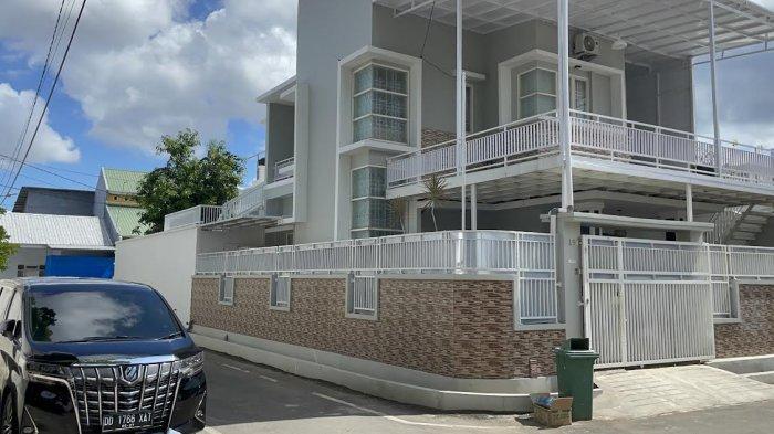 Rumah Pribadi  Andi Sudirman Sulaiman di Kompleks Gerhana Alauddin Makassar Kamis (28/11/2024).